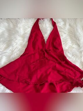 Red Halter Camisole Top - Elegant V-Neck